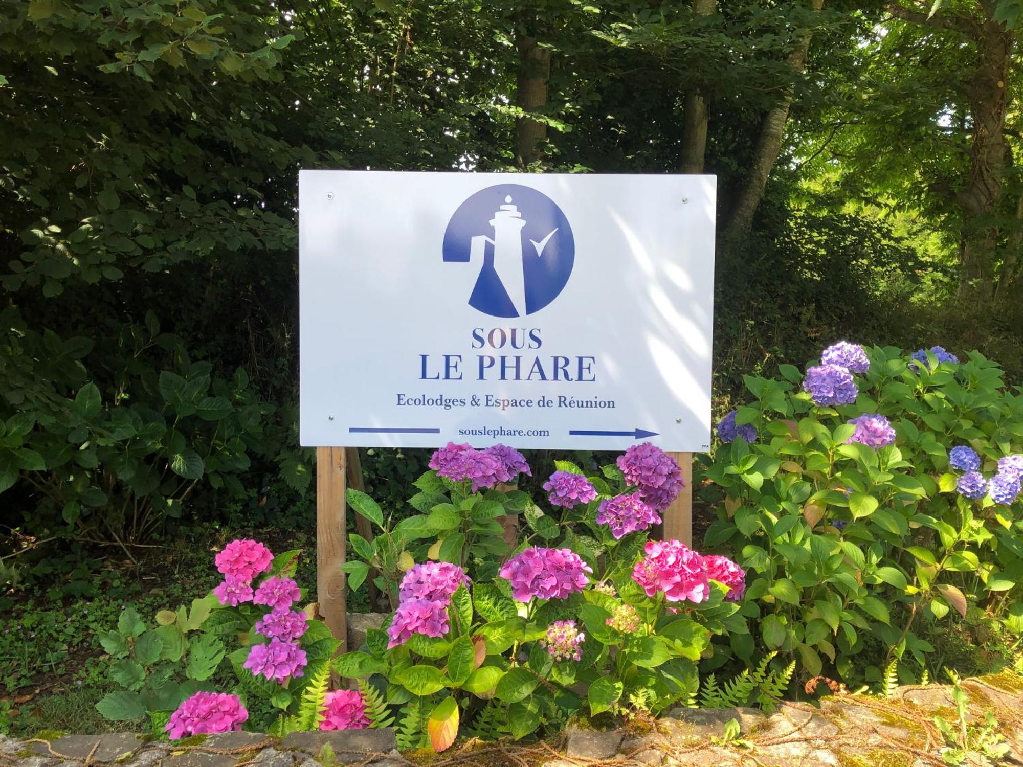 Les Ecolodges Sous Le Phare Louannec Dış mekan fotoğraf
